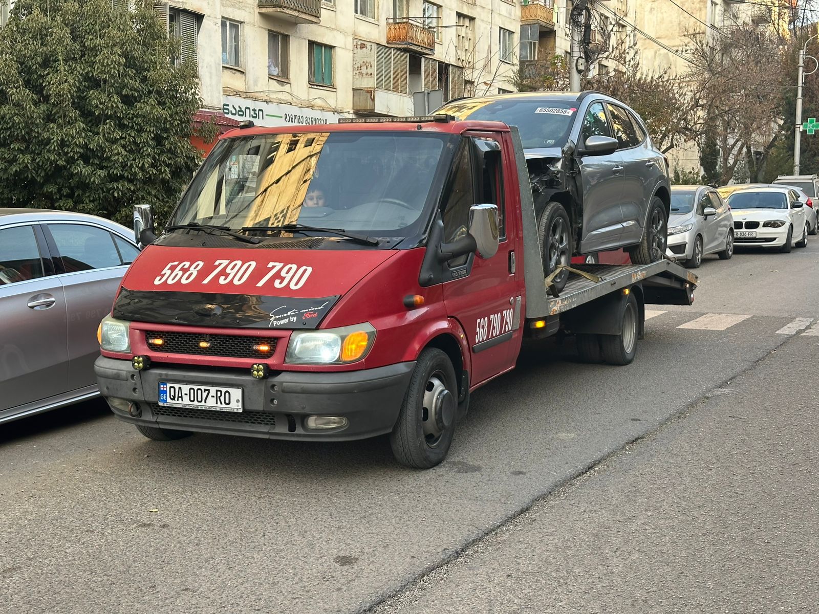 ევაკუატორი ღამით გორი